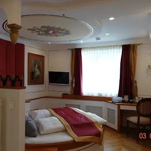 Haus Sanz 3* Vienna